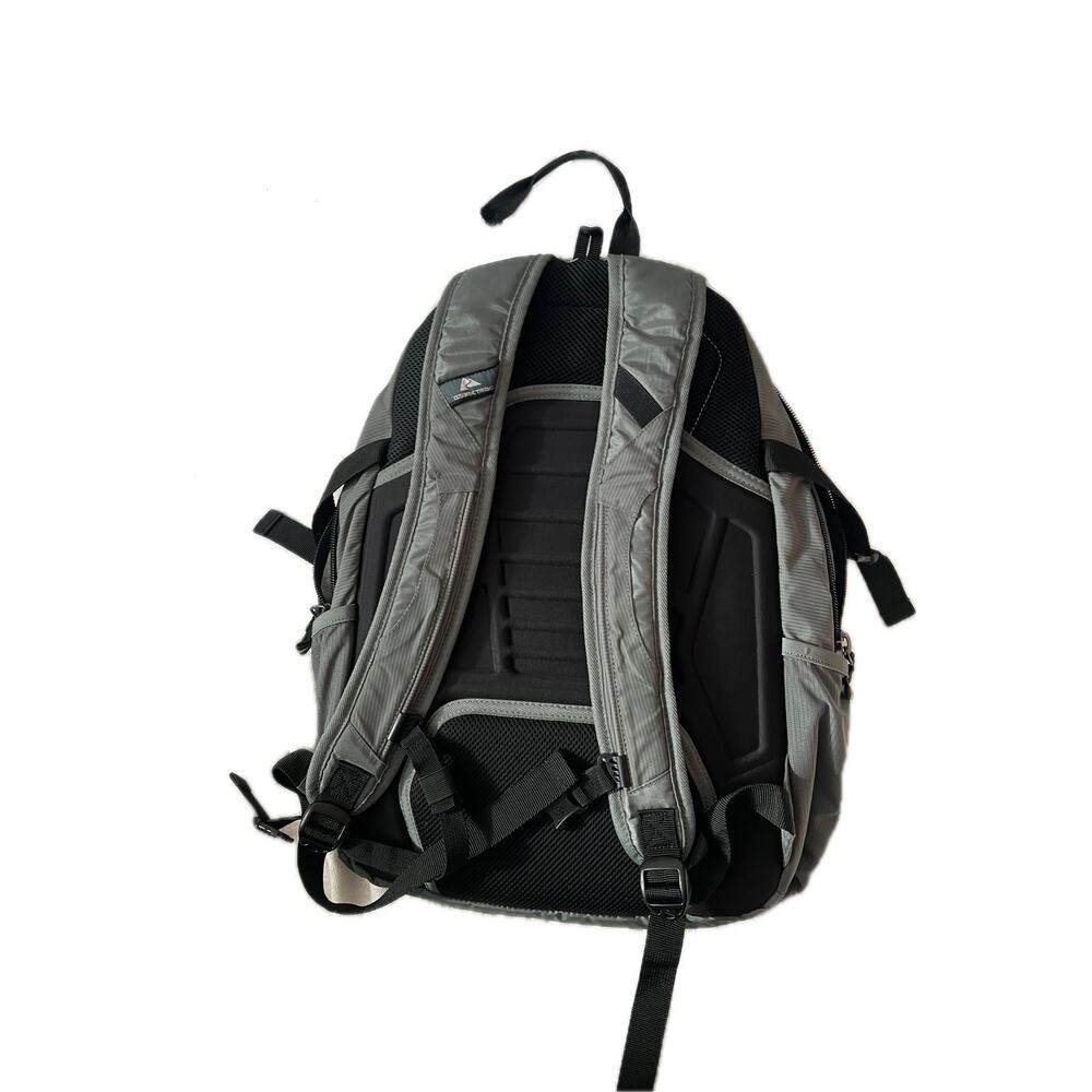 Ozark Trail Gray Computer Padded Backpack - Picture 2 of 6